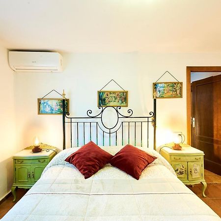 Vivienda Turistica La Huerta Villa Guadalcanal Bagian luar foto